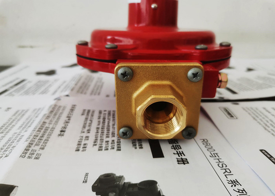 Regulator wysokiego ciśnienia gazu Fisher LPG R622H-JGK Służy do gotowania mosiężnego złącza wlotowego POL